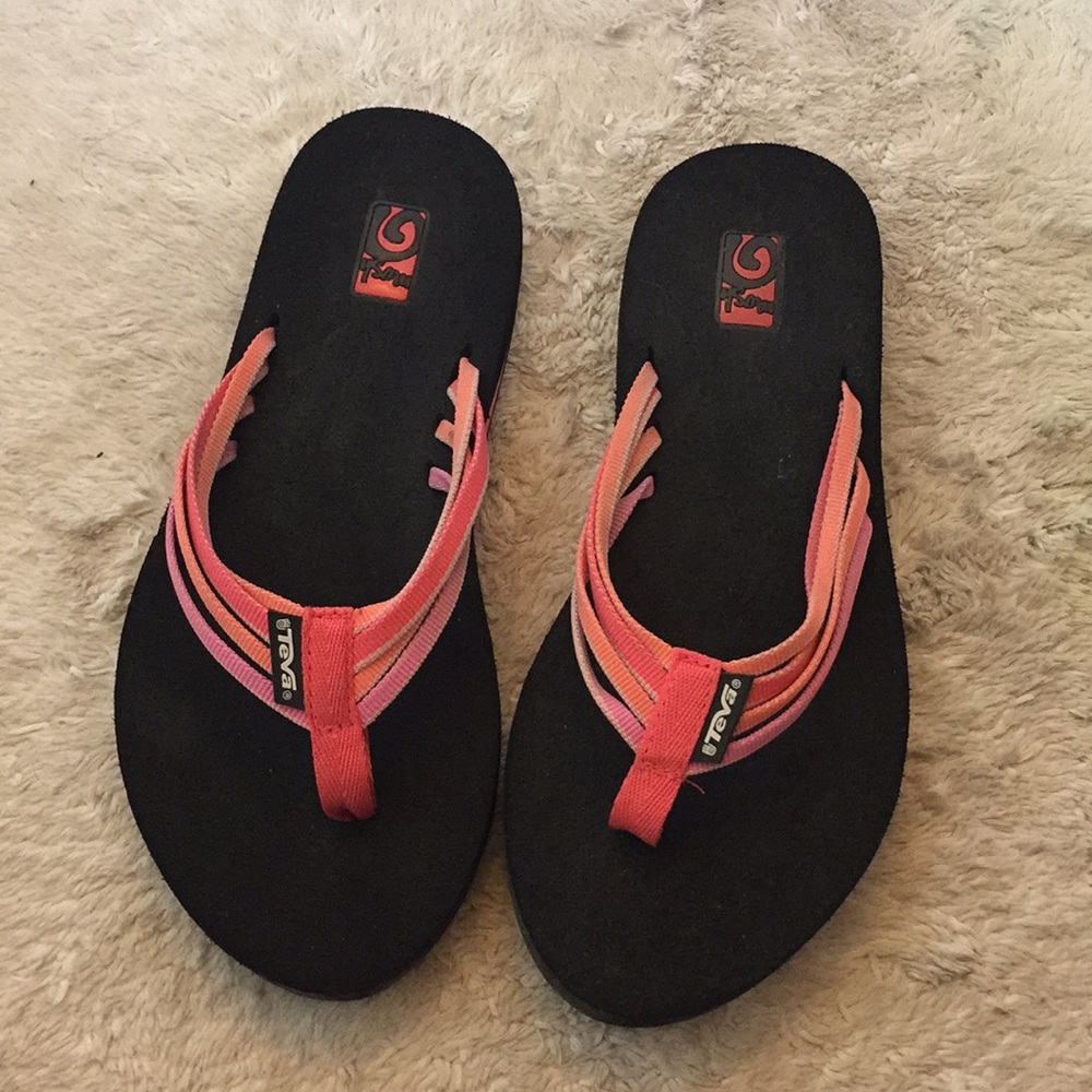 Pink Mukti Strap Teva Sandals